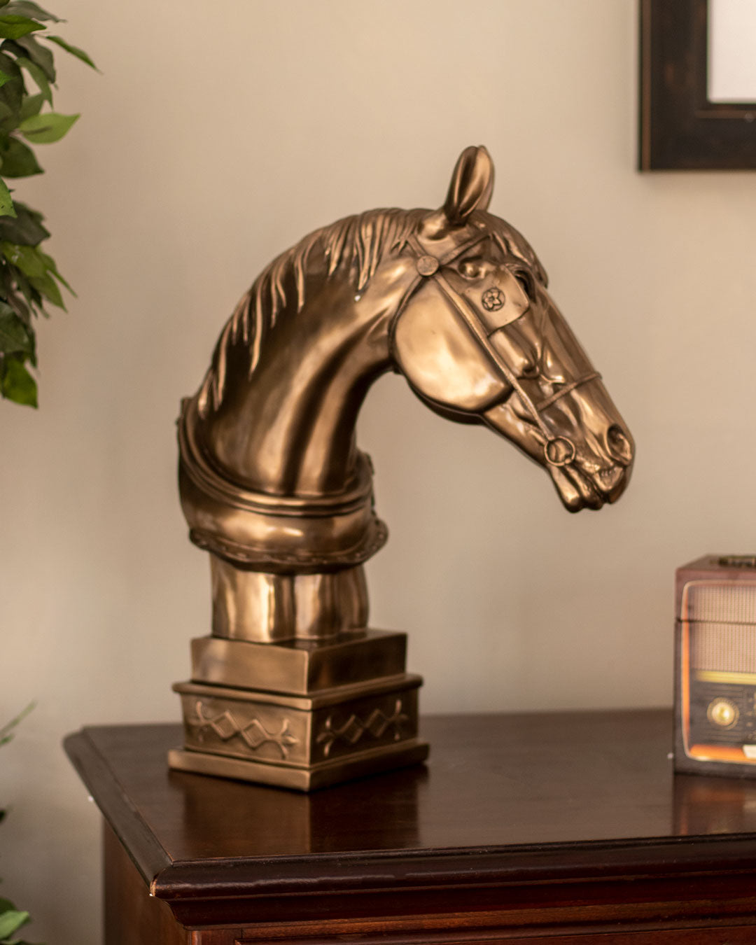 Majestic Stallion Sculpture