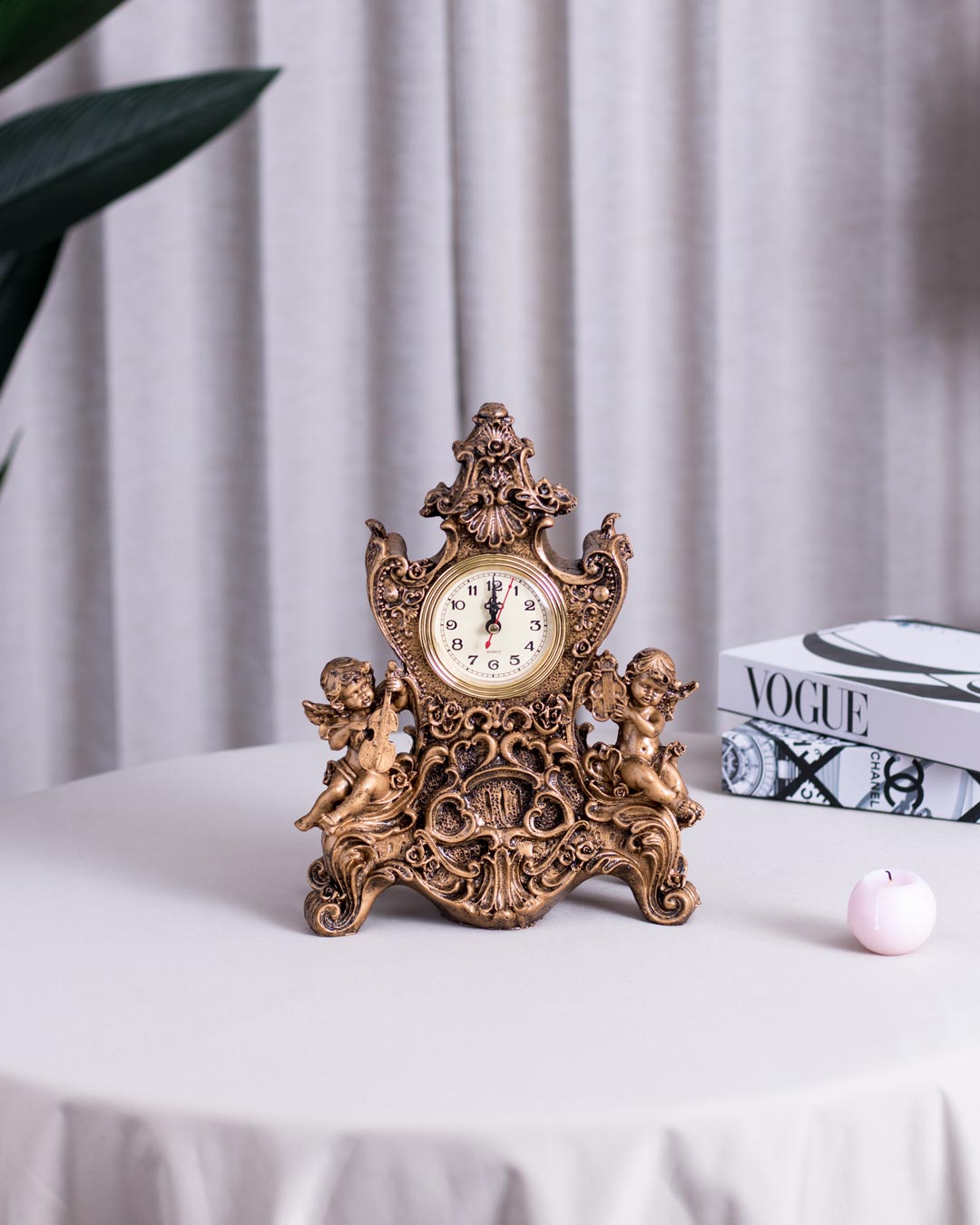 Regal Vintage Mantle Clock
