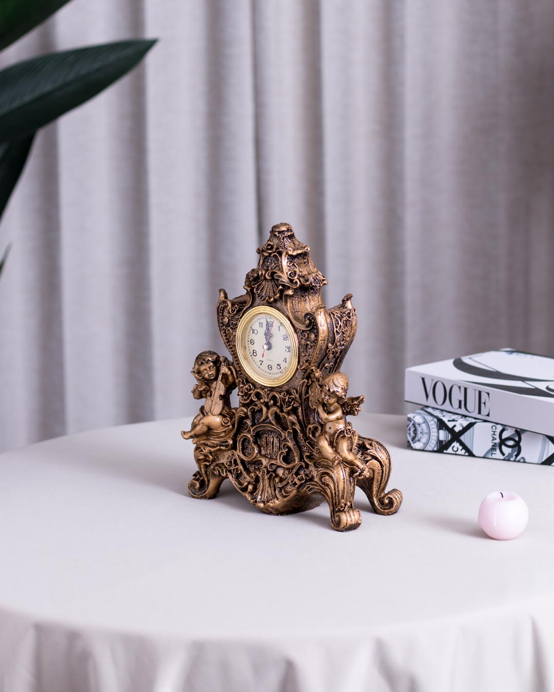 Regal Vintage Mantle Clock