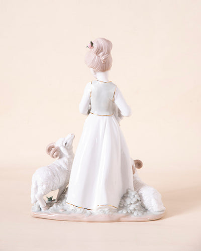 Victorian Lady - Fine Porcelain Figurine