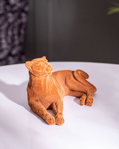 Velvet Flocking Panther Statue - Amber
