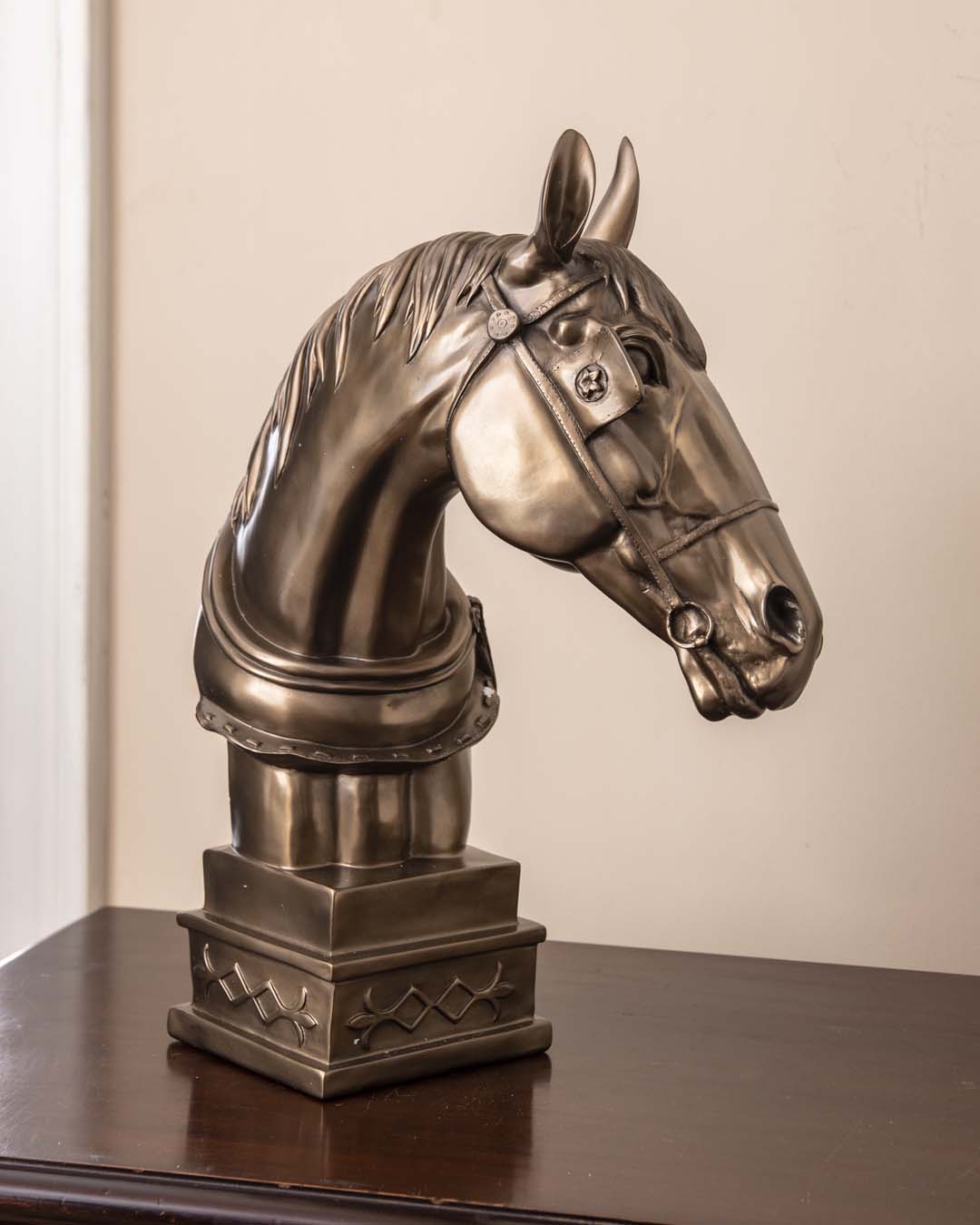 Majestic Stallion Sculpture