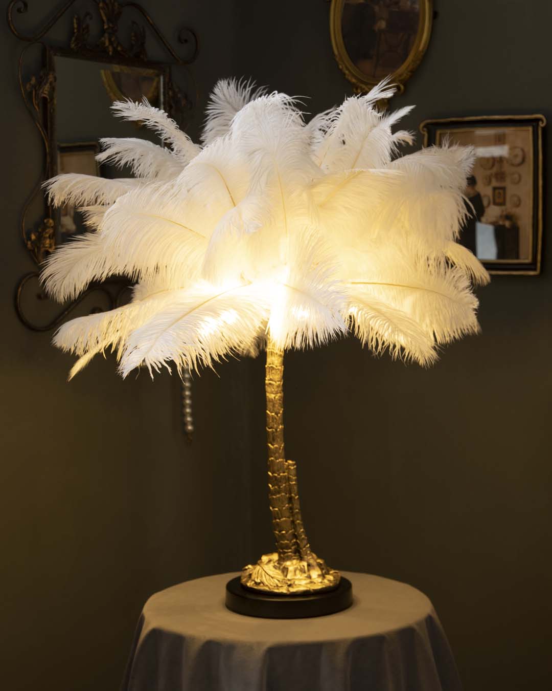 Palm Tree Ostrich Decorative Feather Table Lamp