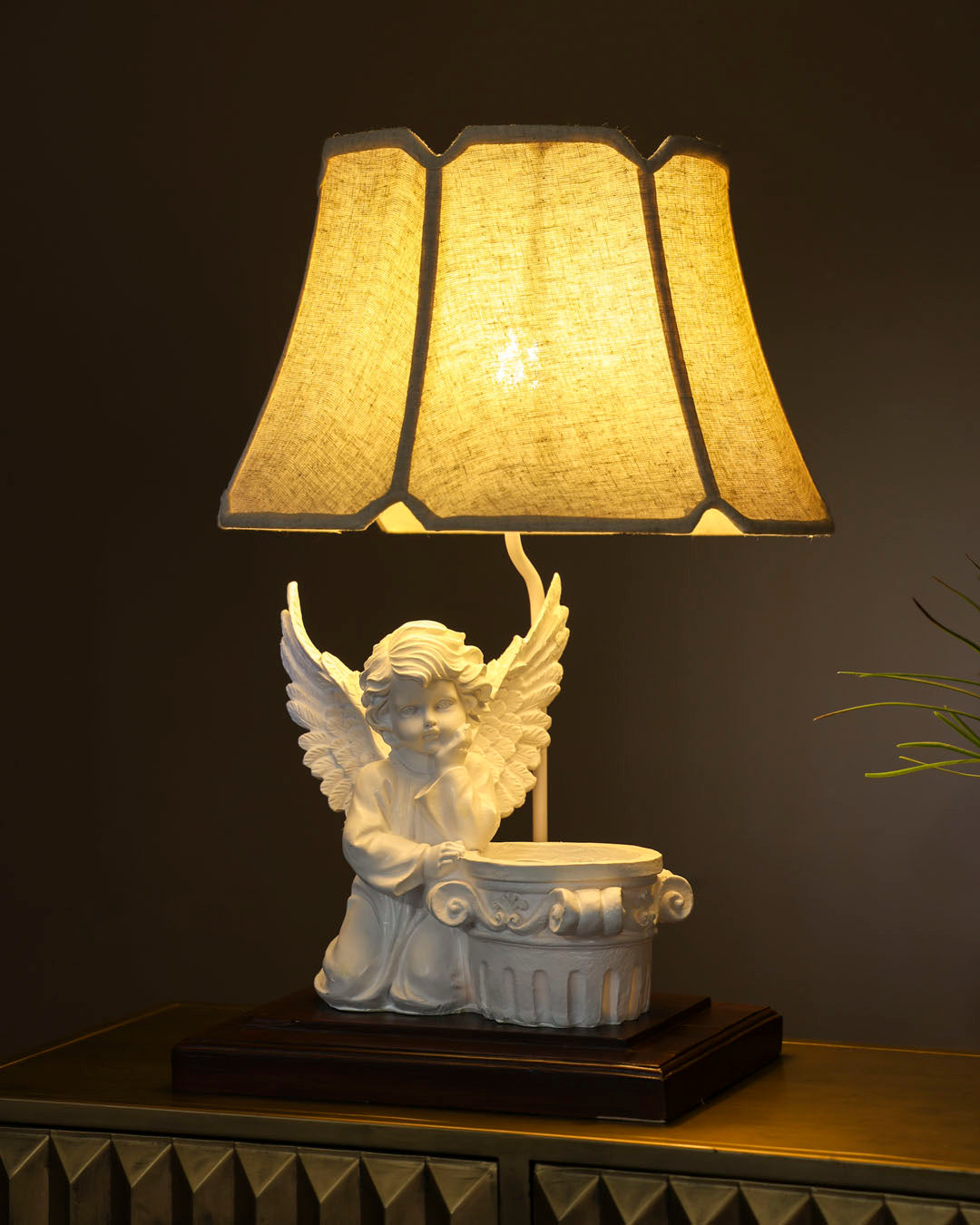 Adorable Angel Cherub Table Lamp