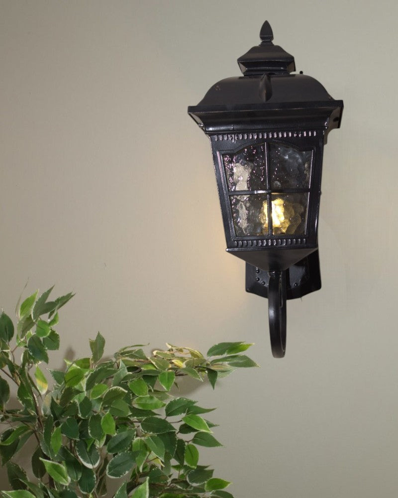 Outdoor Garden Wall Light - Black