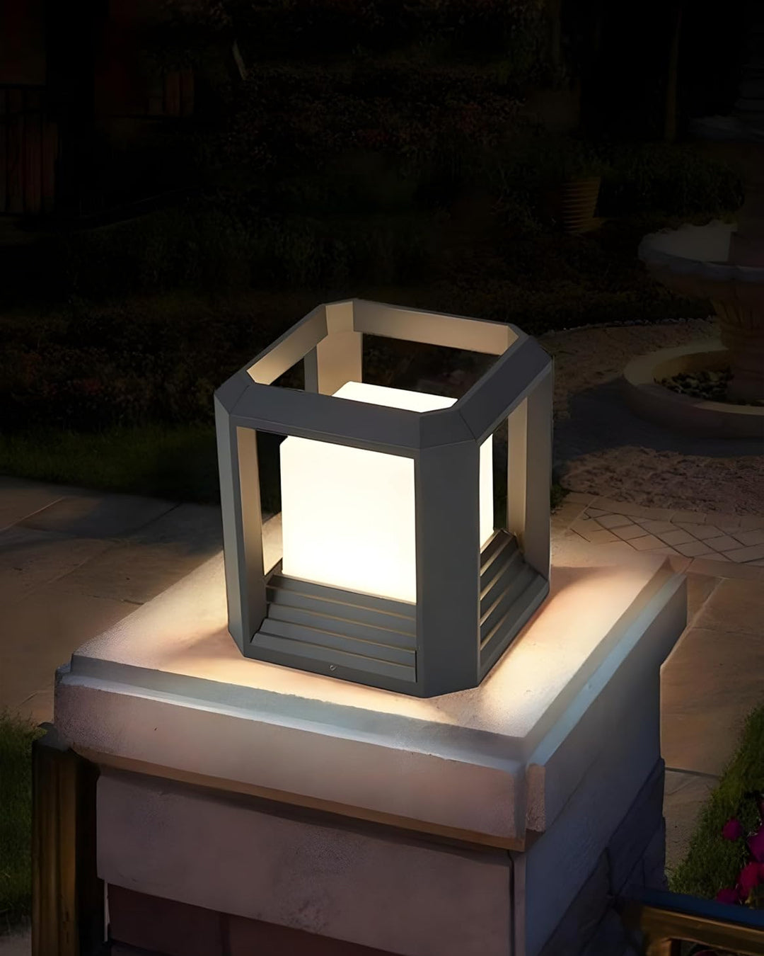 Modern Cube Outdoor Gate Light - Large