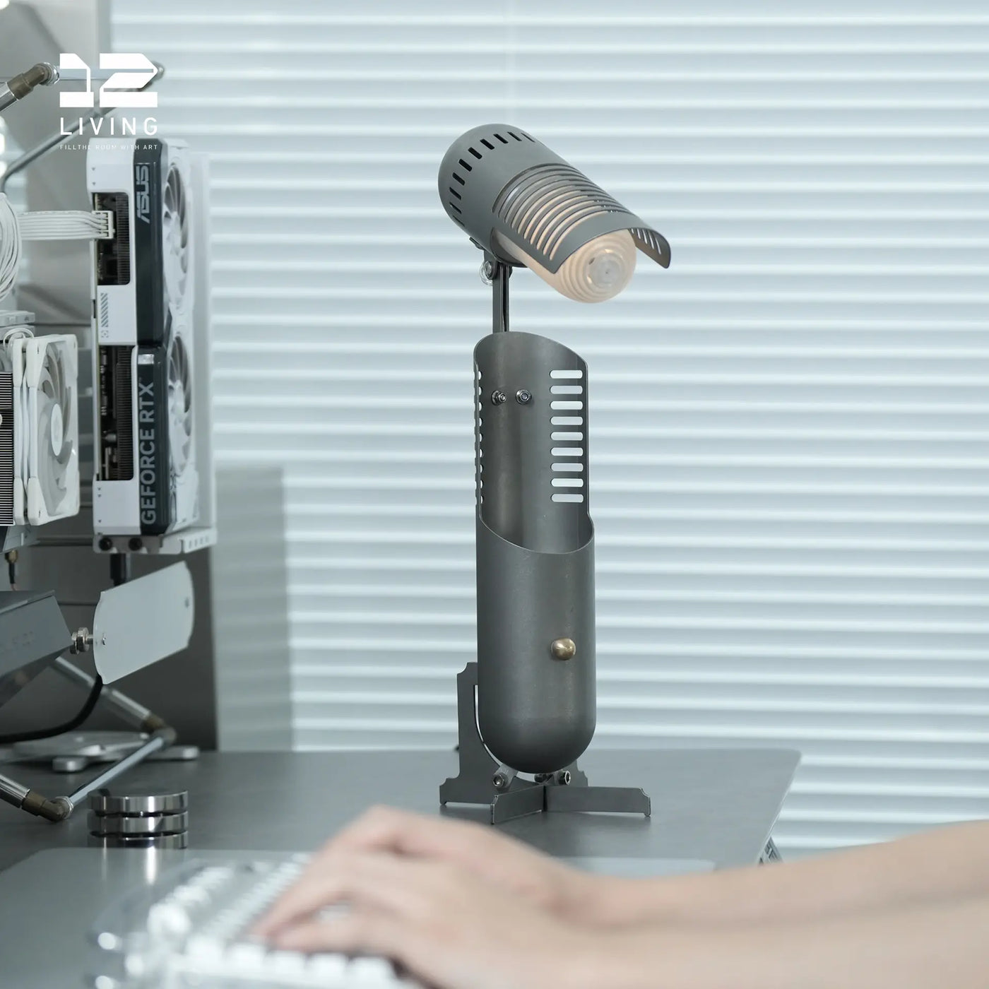 Adjustable Industrial Pelican Lamp – 3D Printed Shade, Vintage Style Table Light