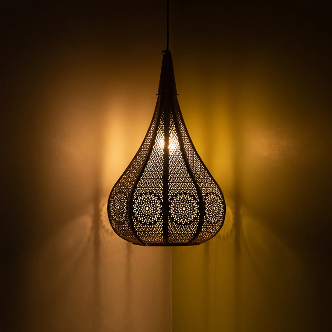 Moroccan Flame Hand-Etched Pendant Lamp – Iron, 33 cm (Matte Finish)