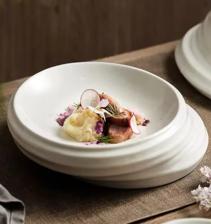Old Fashioned – Classic Charm Serving Plate