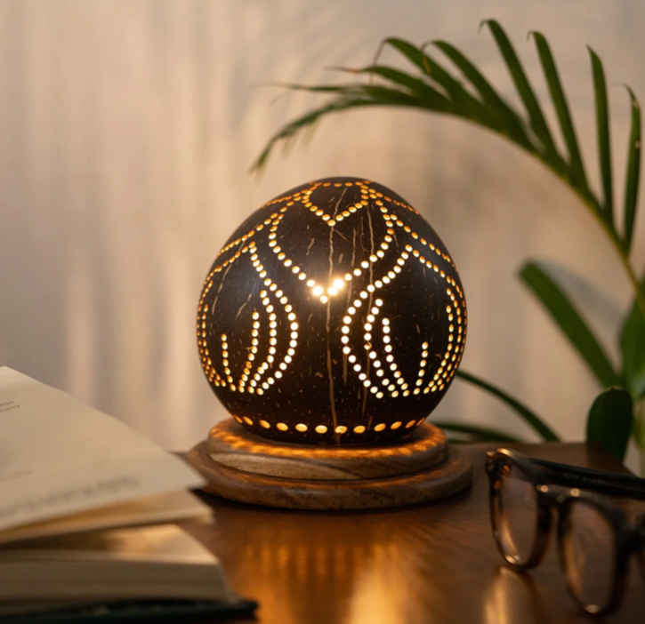 Coconut Shell Table Lamp – Subtle Glow, Timeless Design