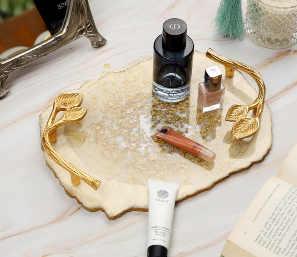 Gold Flakes Resin Serving Tray & Coaster Set | Multipurpose Elegance for Every Occasion