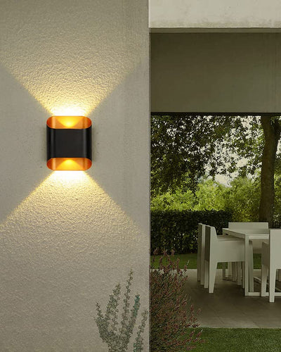 Gleam Edge Outdoor Wall Light - 1 Light