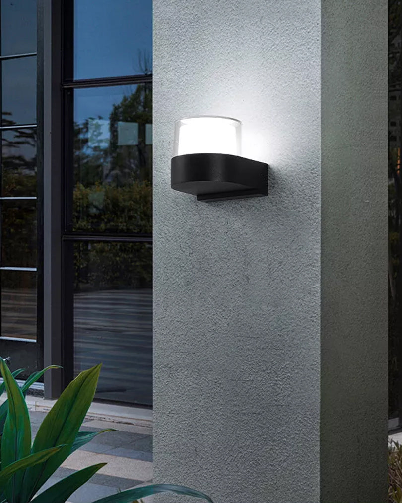 Modern Round LED Outdoor Wall Light