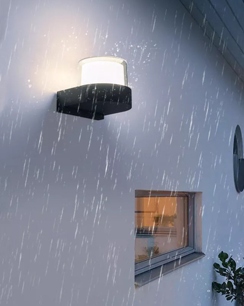 Modern Round LED Outdoor Wall Light